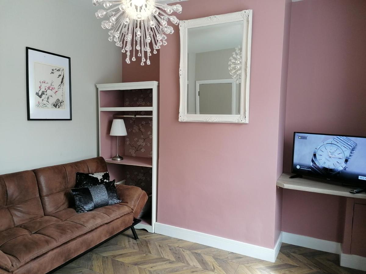 Stunning 3 Bedroom Townhouse In The Heart Of City Belfast Zewnętrze zdjęcie