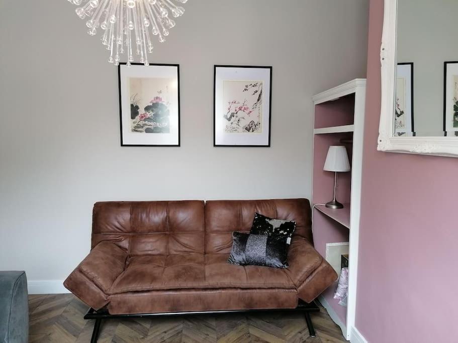 Stunning 3 Bedroom Townhouse In The Heart Of City Belfast Zewnętrze zdjęcie