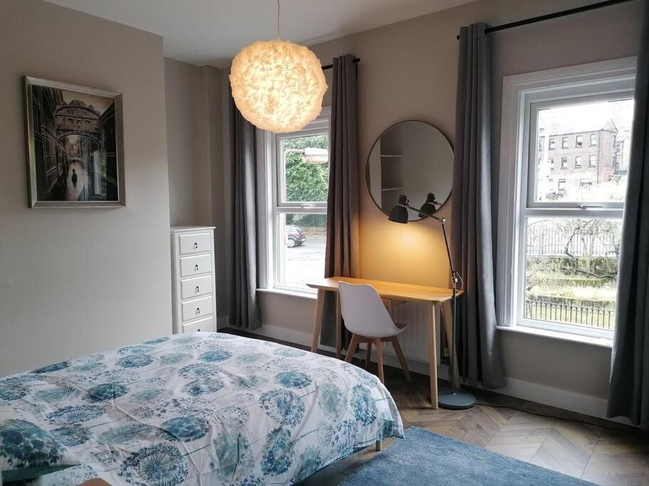 Stunning 3 Bedroom Townhouse In The Heart Of City Belfast Zewnętrze zdjęcie