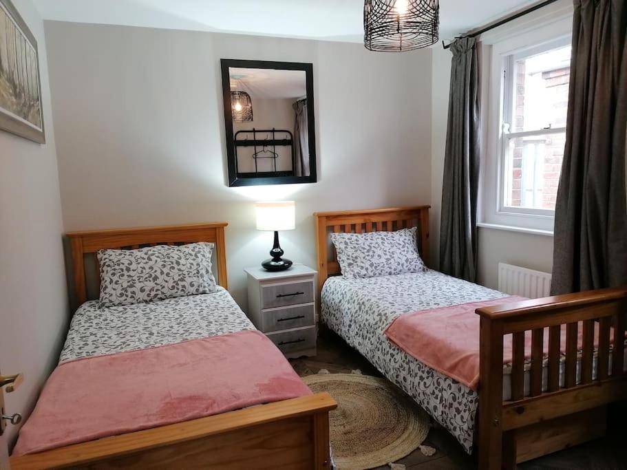 Stunning 3 Bedroom Townhouse In The Heart Of City Belfast Zewnętrze zdjęcie